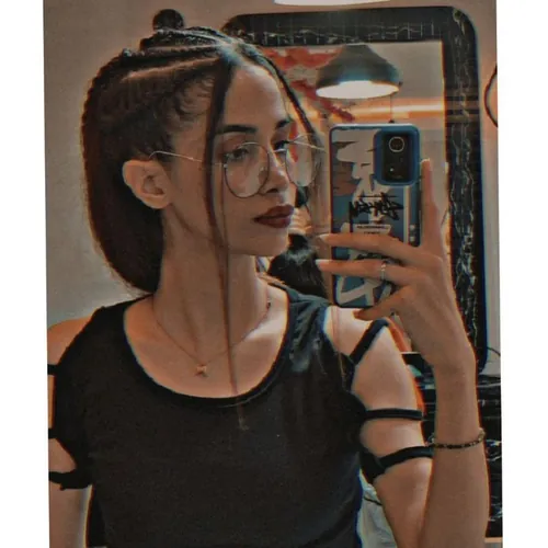 زهرا علی‌نیا پاشایی